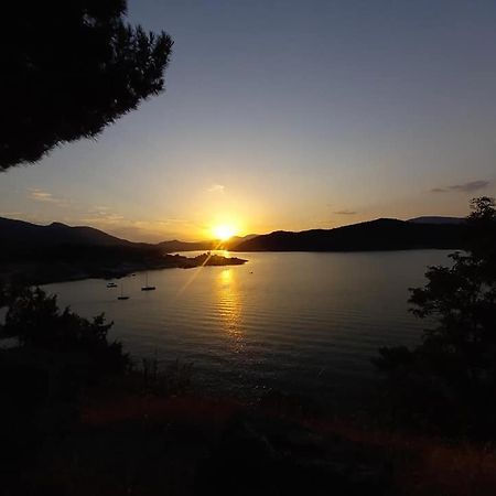 Ruralrut En El Tiemblo Precios Especiales A Partir De 7 Noches, Wifi, Cabina De Hidromasaje, Aire Acondicionado, Zonas De Bano Naturales Cercanas Exteriér fotografie