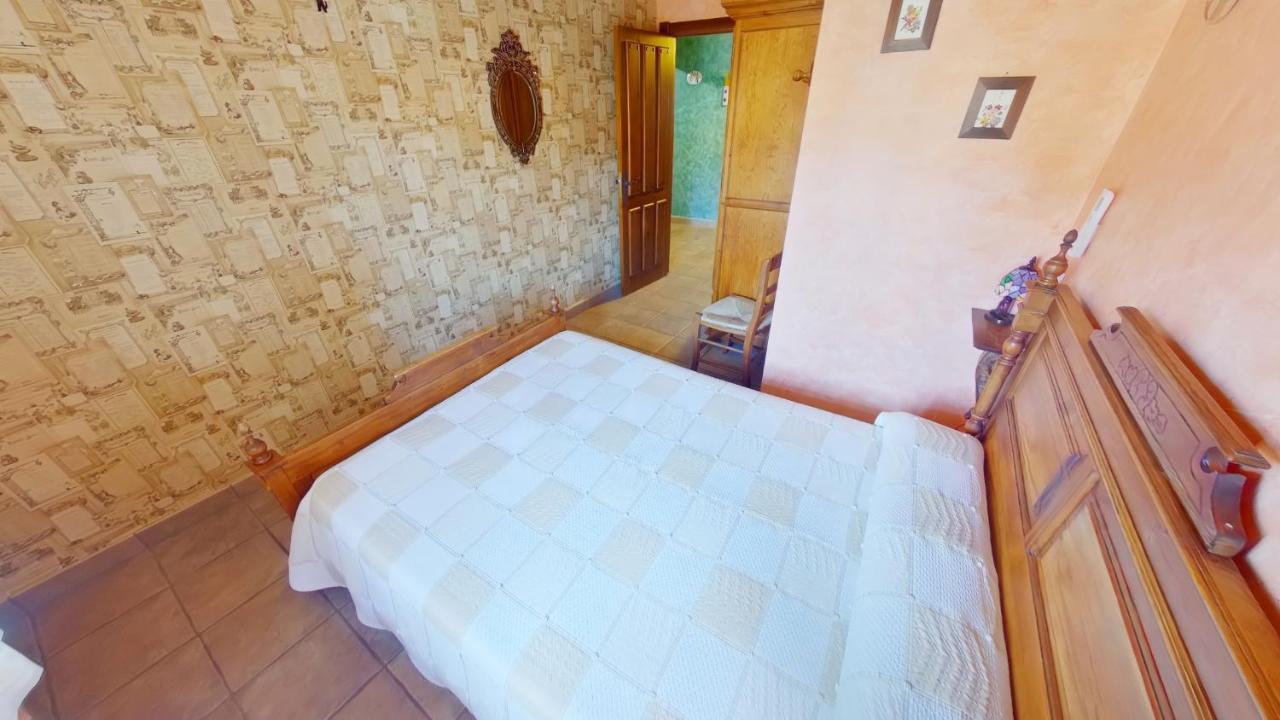 Ruralrut-El Tiemblo Wifi, Cabina De Hidromasaje, Aire Acondicionado Y A Pocos Metros De Zonas De Bano Naturales Exteriér fotografie