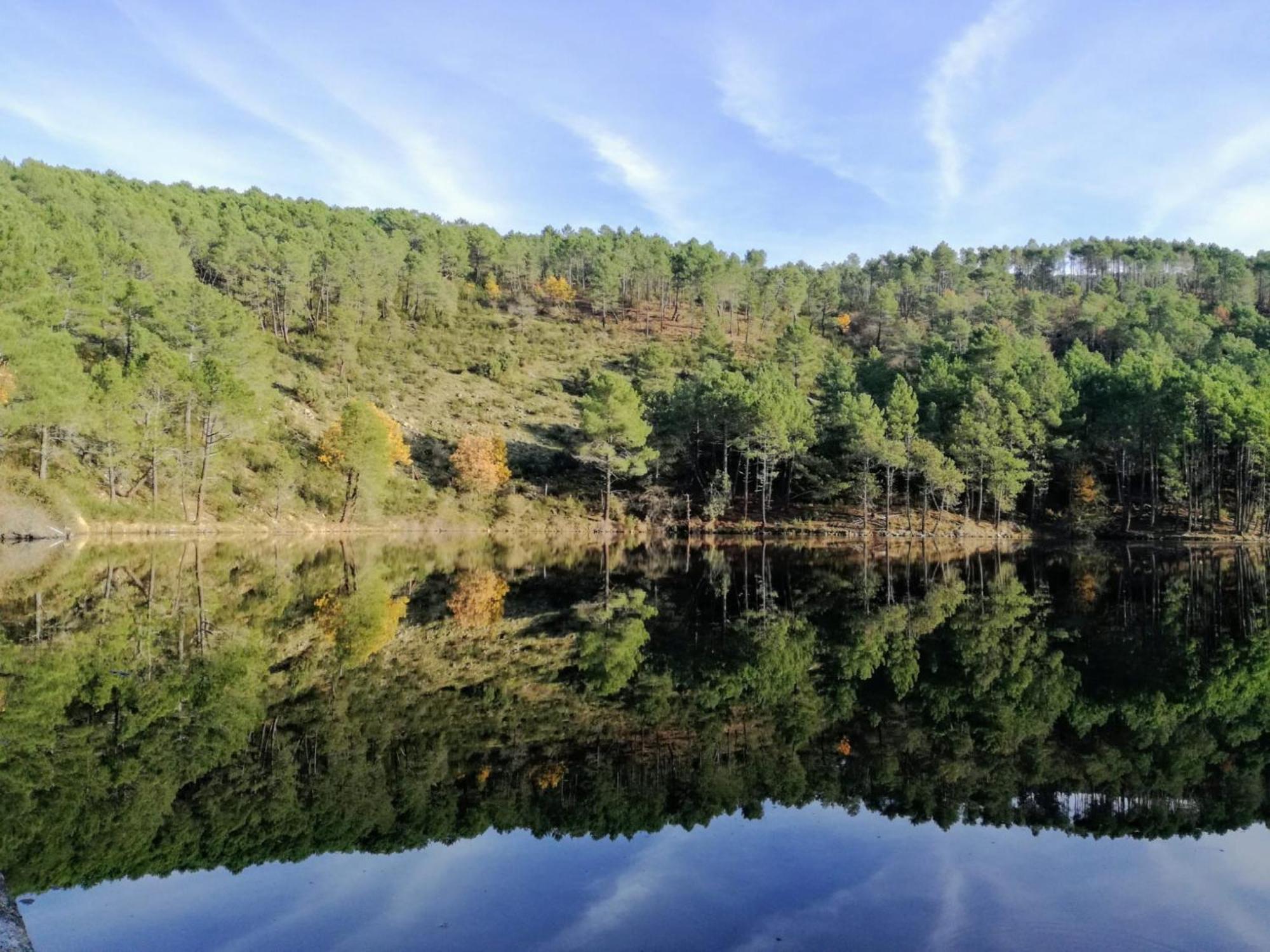 Ruralrut-El Tiemblo Wifi, Cabina De Hidromasaje, Aire Acondicionado Y A Pocos Metros De Zonas De Bano Naturales Exteriér fotografie