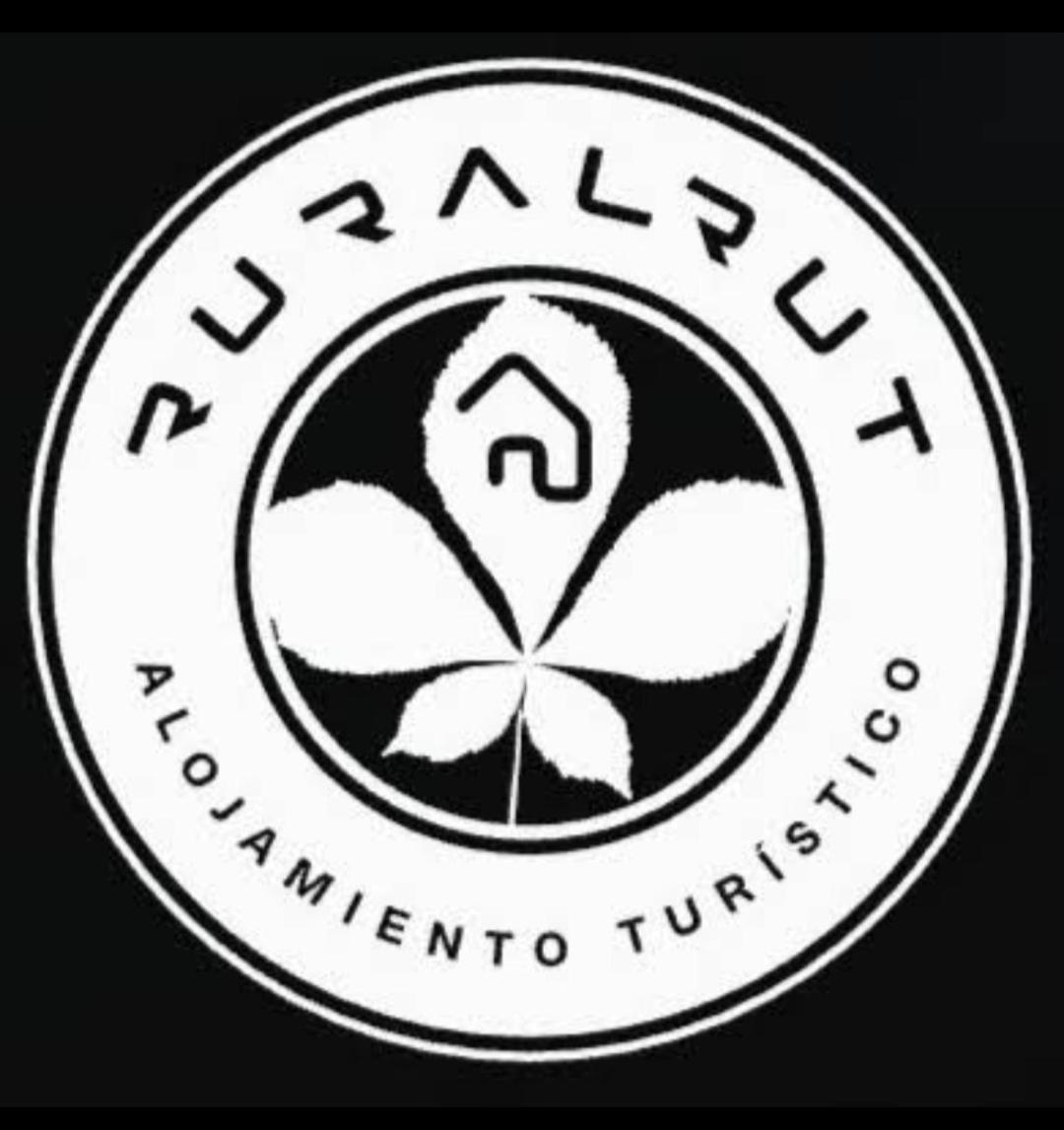 Ruralrut-El Tiemblo Wifi, Cabina De Hidromasaje, Aire Acondicionado Y A Pocos Metros De Zonas De Bano Naturales Exteriér fotografie